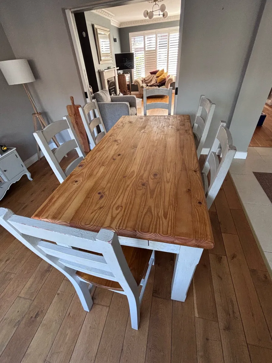 Solid Redwood pine kitchen table 6 chairs - Image 2