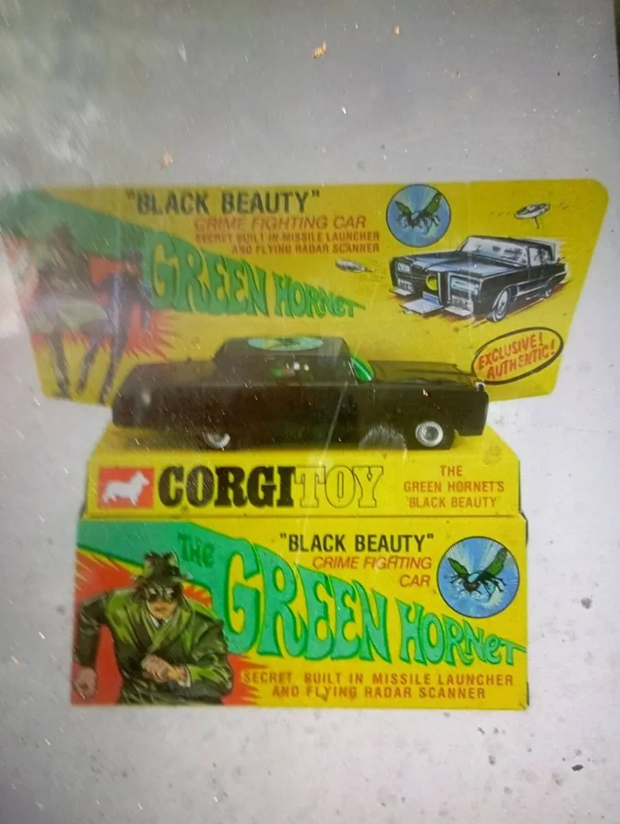 VINTAGE CORGI  THE GREEN HORNET  BLACK BEAUTY - Image 1