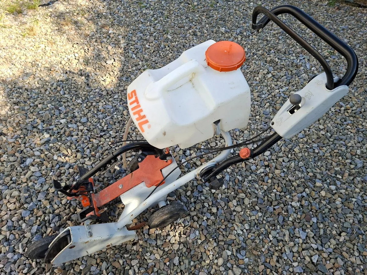 Stihl FW20 Cart with Attachment Kit - Image 4