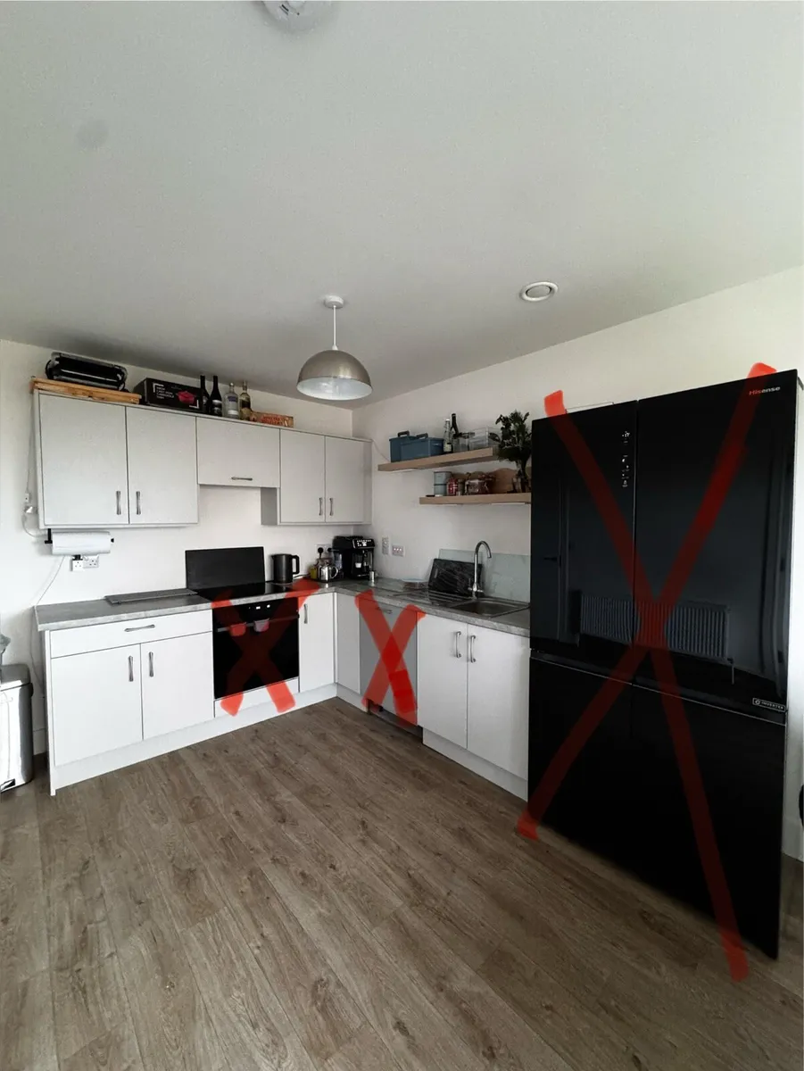 Kitchen furniture - Image 1