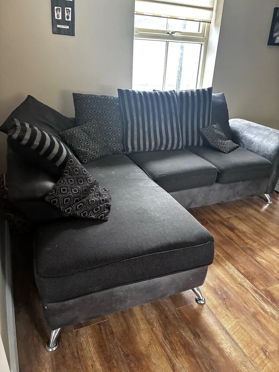 Corner Sofa / Couch - Image 1