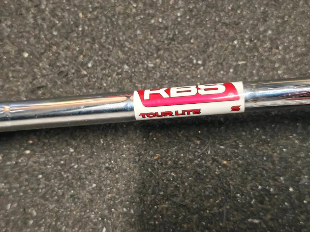 Left handed TaylorMade p790 Stiff flex - Image 4