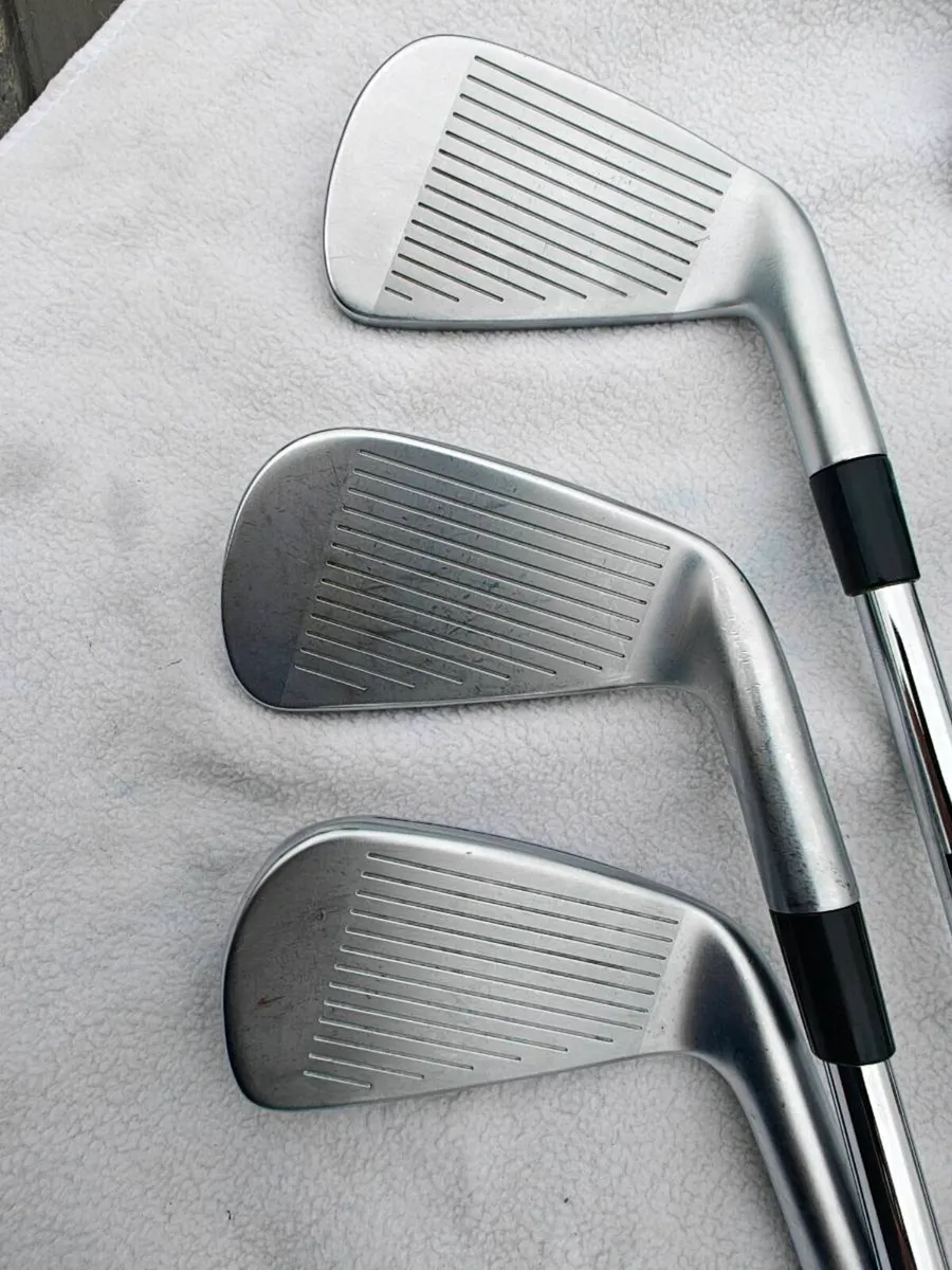 Left handed TaylorMade p790 Stiff flex - Image 2