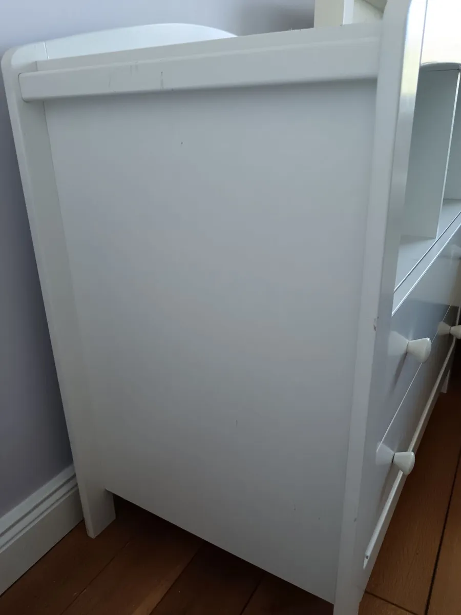 Baby Changing Unit - Image 3