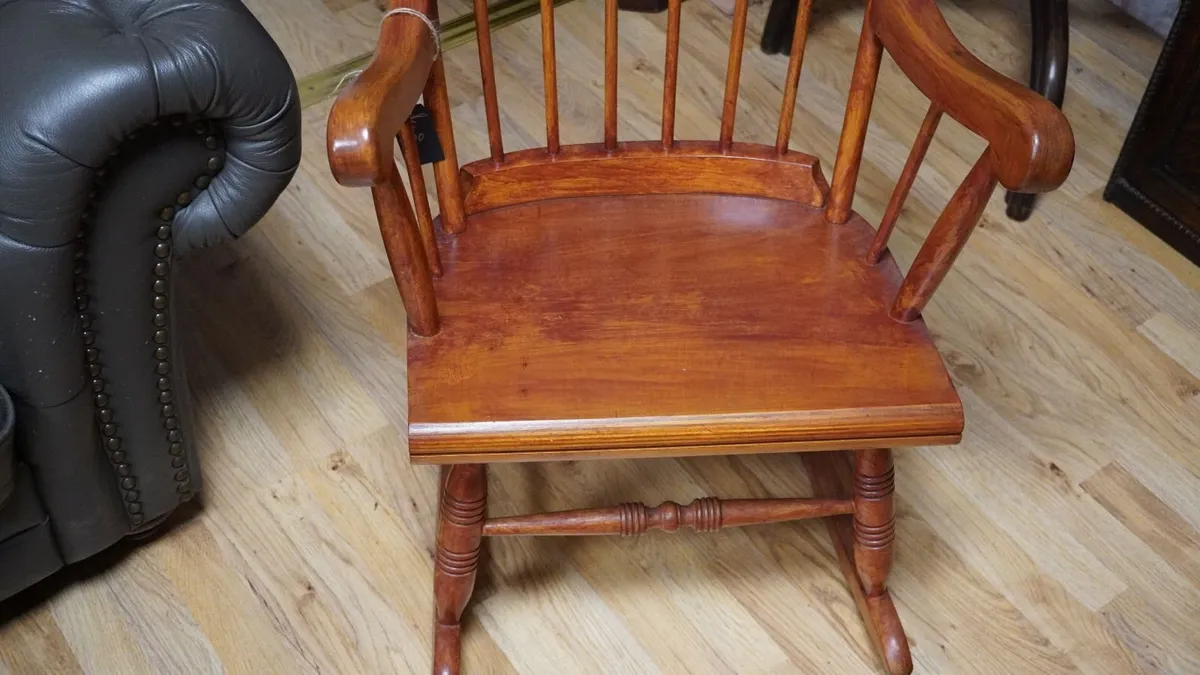 Rocking Chair - Image 2