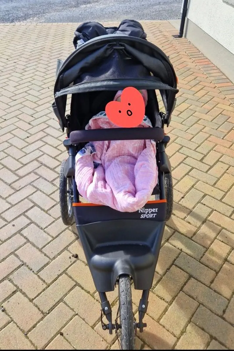 Out n about Nipper Sport - Image 3