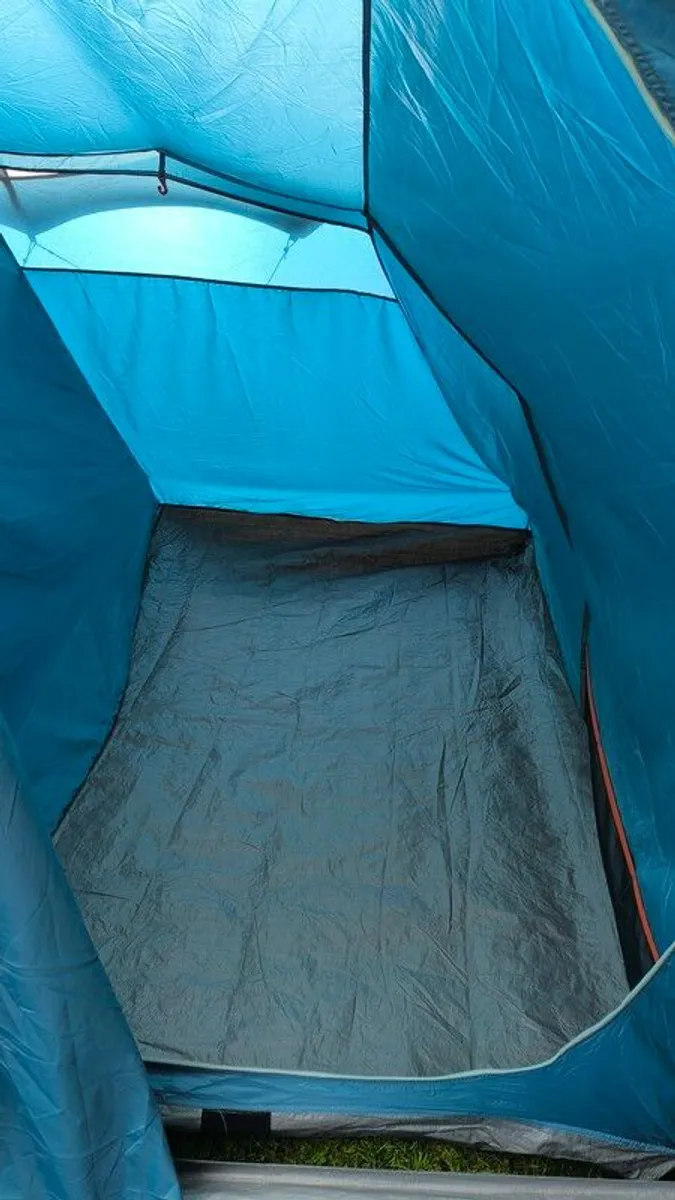 8 man tent - Image 4