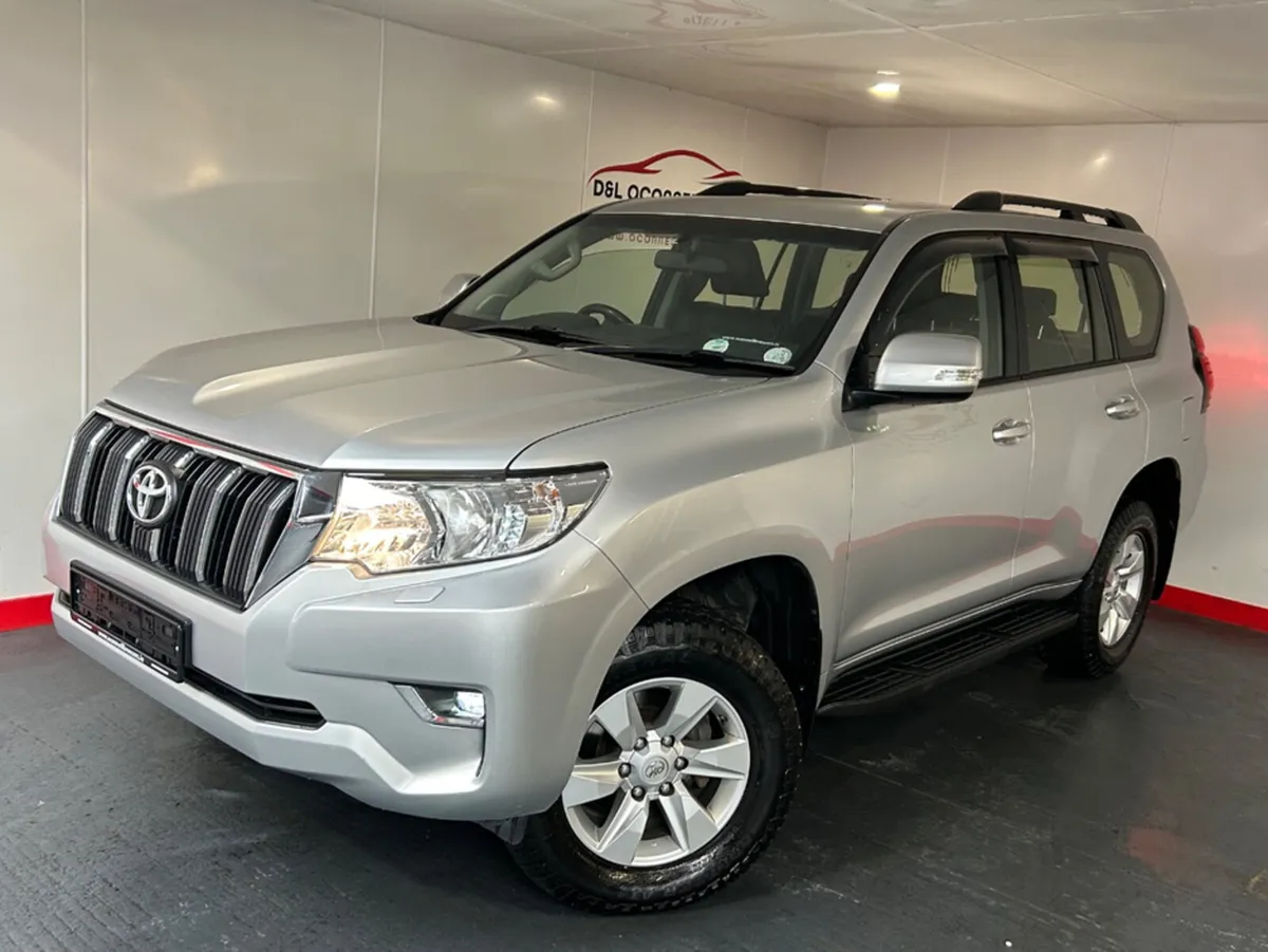 Toyota Land Cruiser LAND CRU LWB BUSINESS 4DR A CR - Image 2