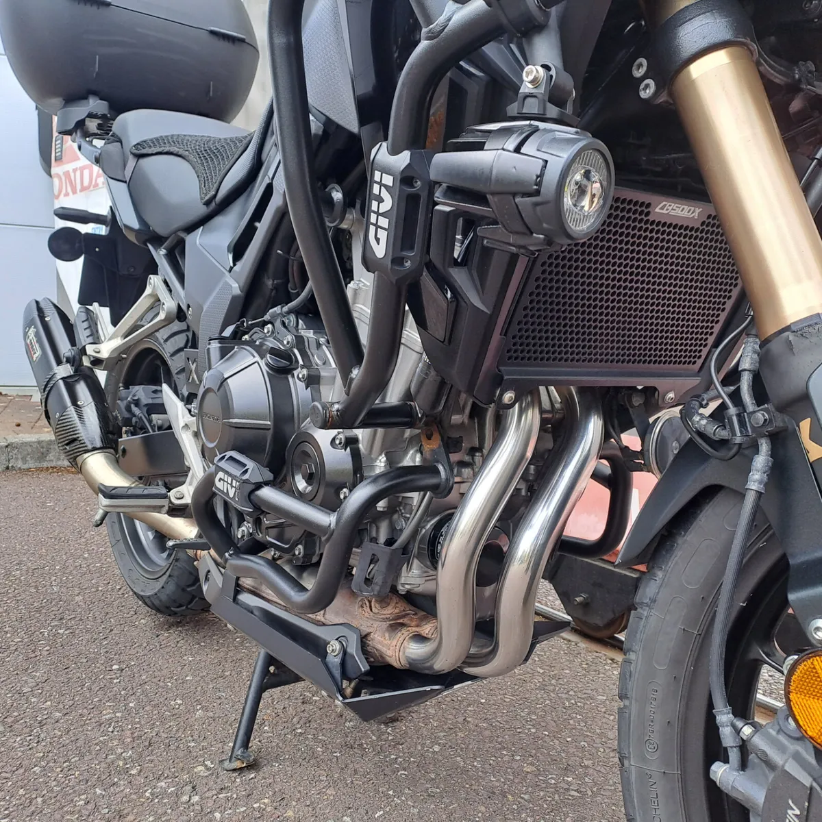 2023 Honda CB500X – Black - Image 4