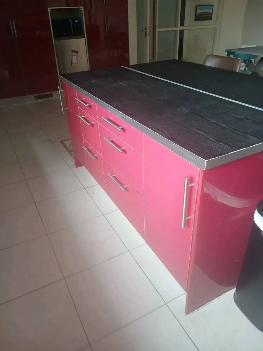 Kitchen - Image 3