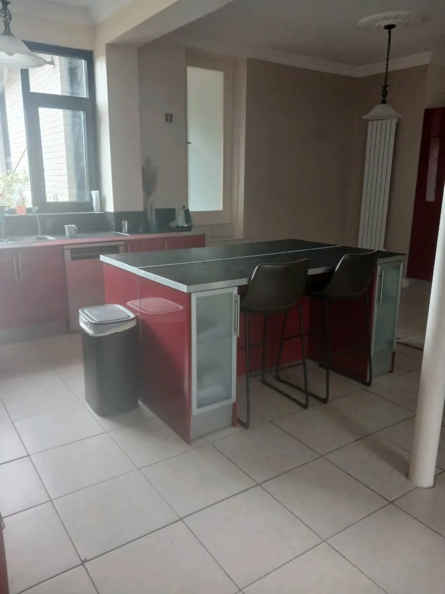 Kitchen - Image 2