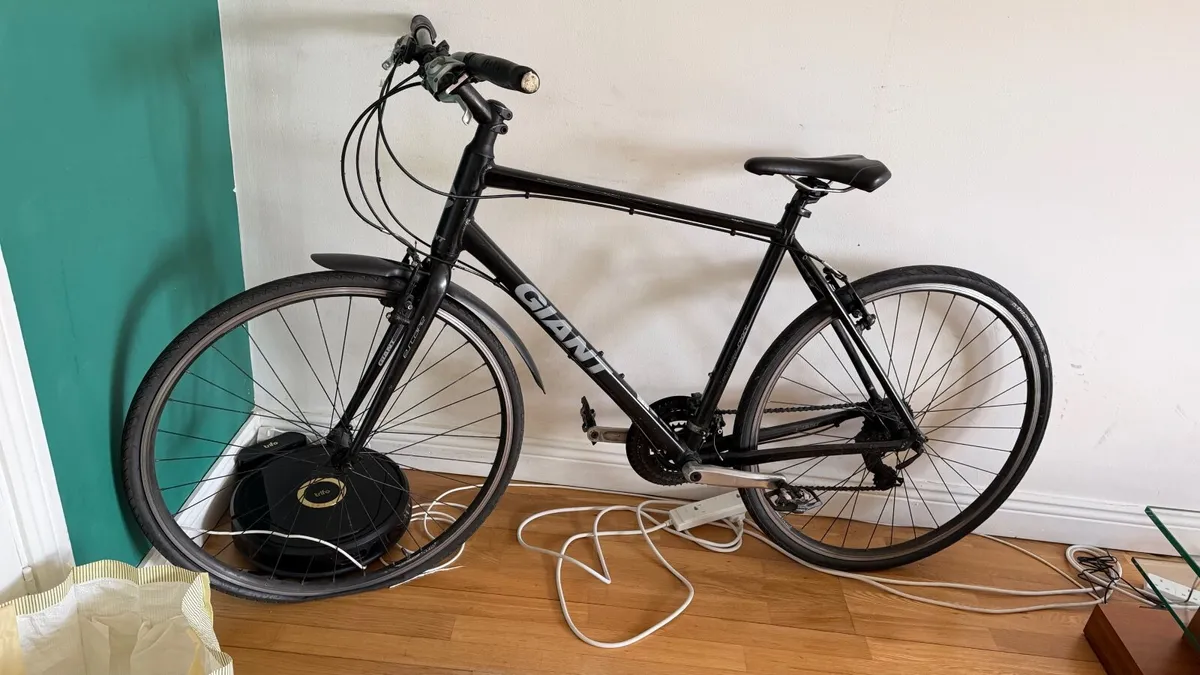 Giant Hybrid Bike + Kawai ES110 Digital Piano - Image 3