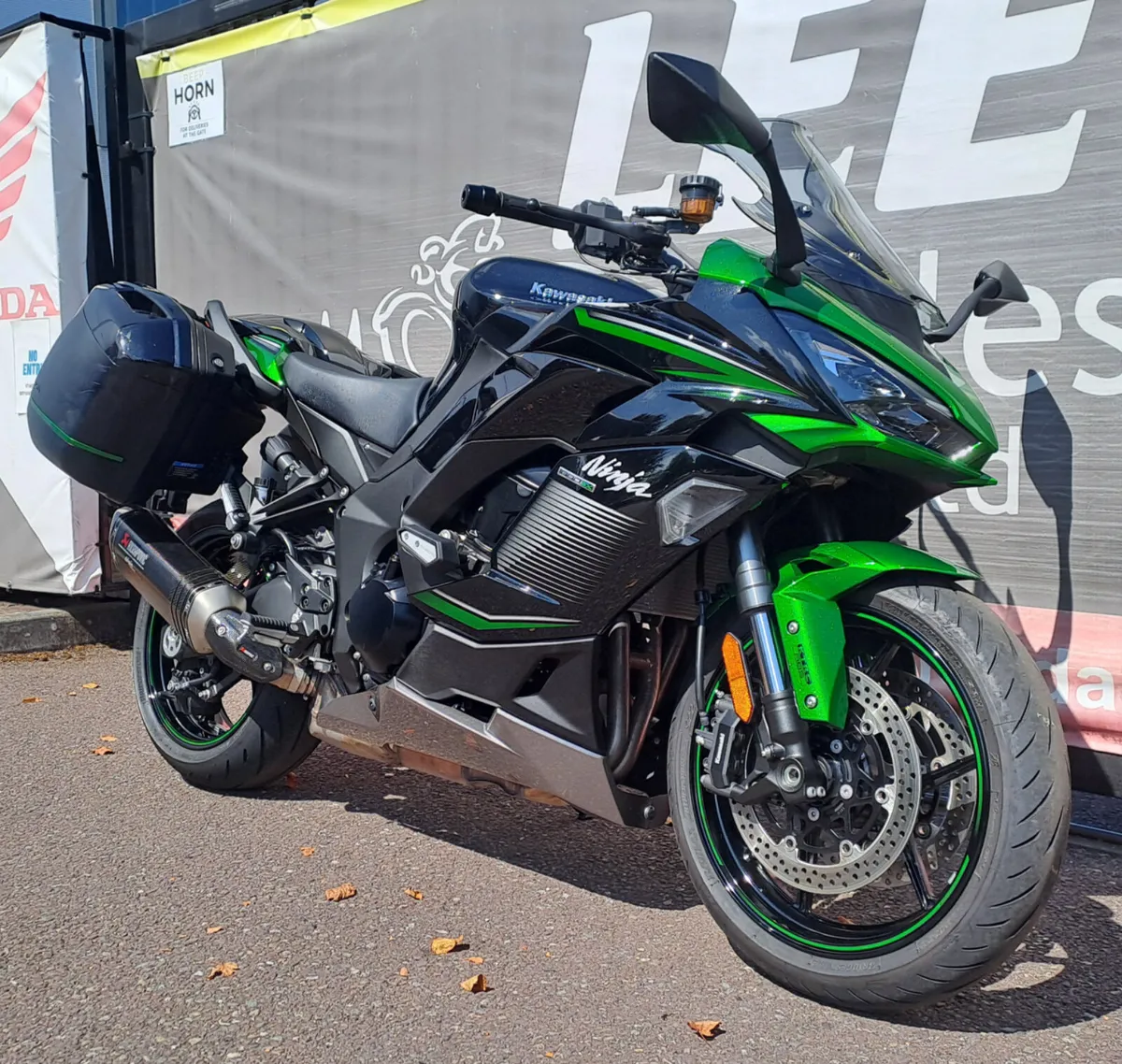 2023 Kawasaki Z1000SX – Green - Image 2