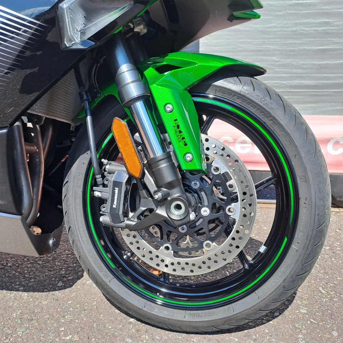2023 Kawasaki Z1000SX – Green - Image 3