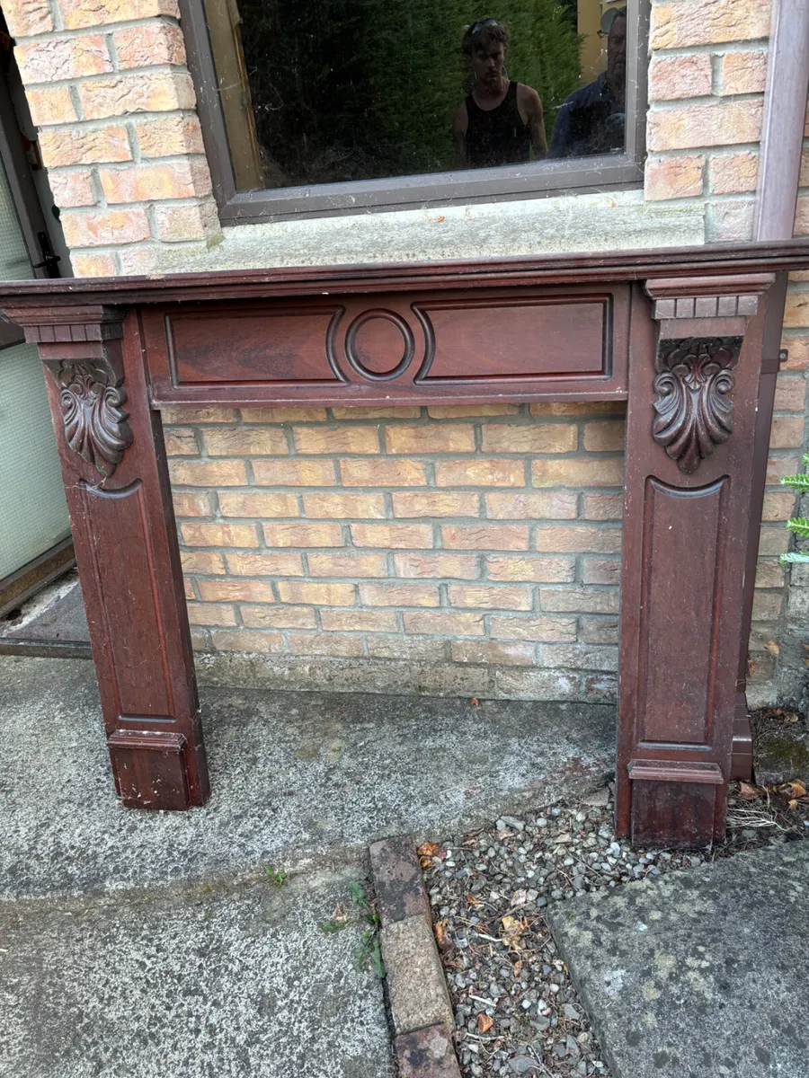 cast iron fireplace insert and mantlepiece - Image 4