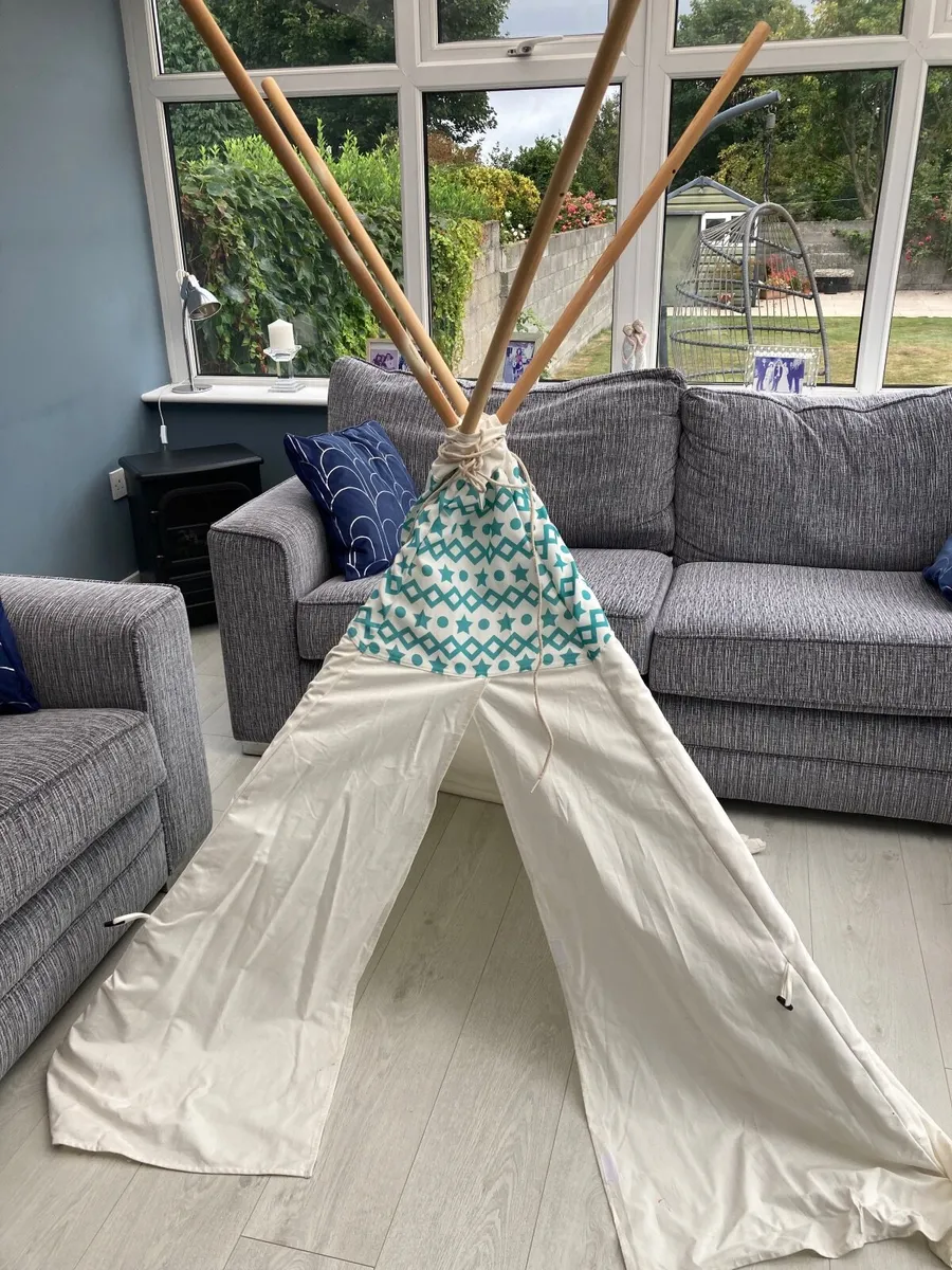 Child’s teepee