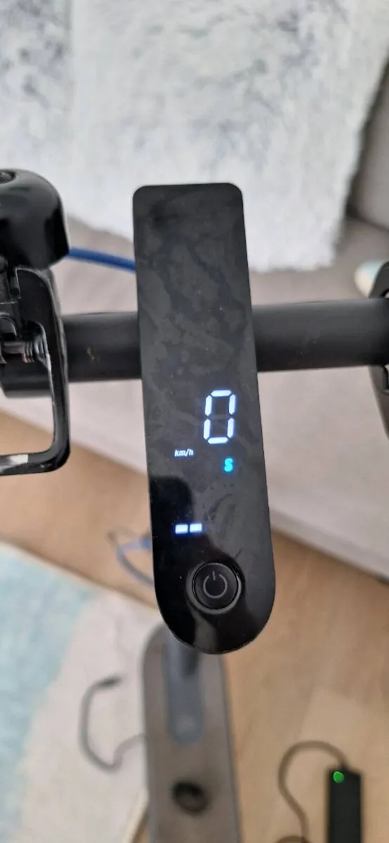 Xiaomi Electric Scooter - Image 4