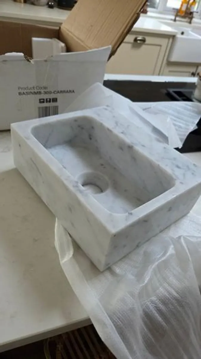 Carrara marble wall mounted sink - Image 2