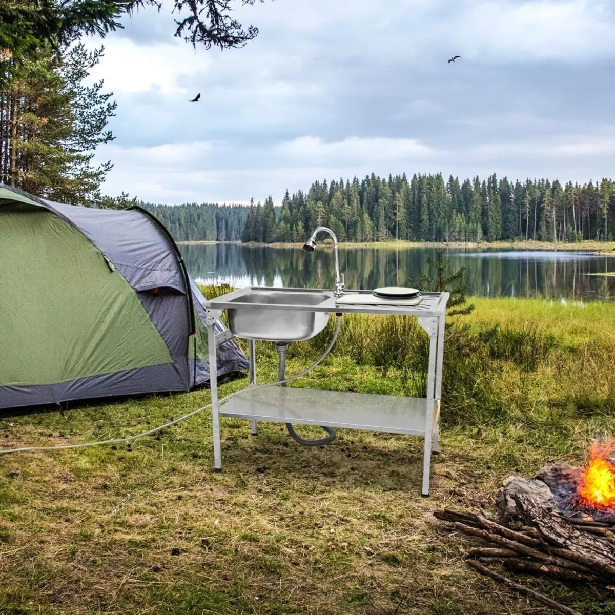 Foldable Camping Sink with Flexible Tap - Image 1