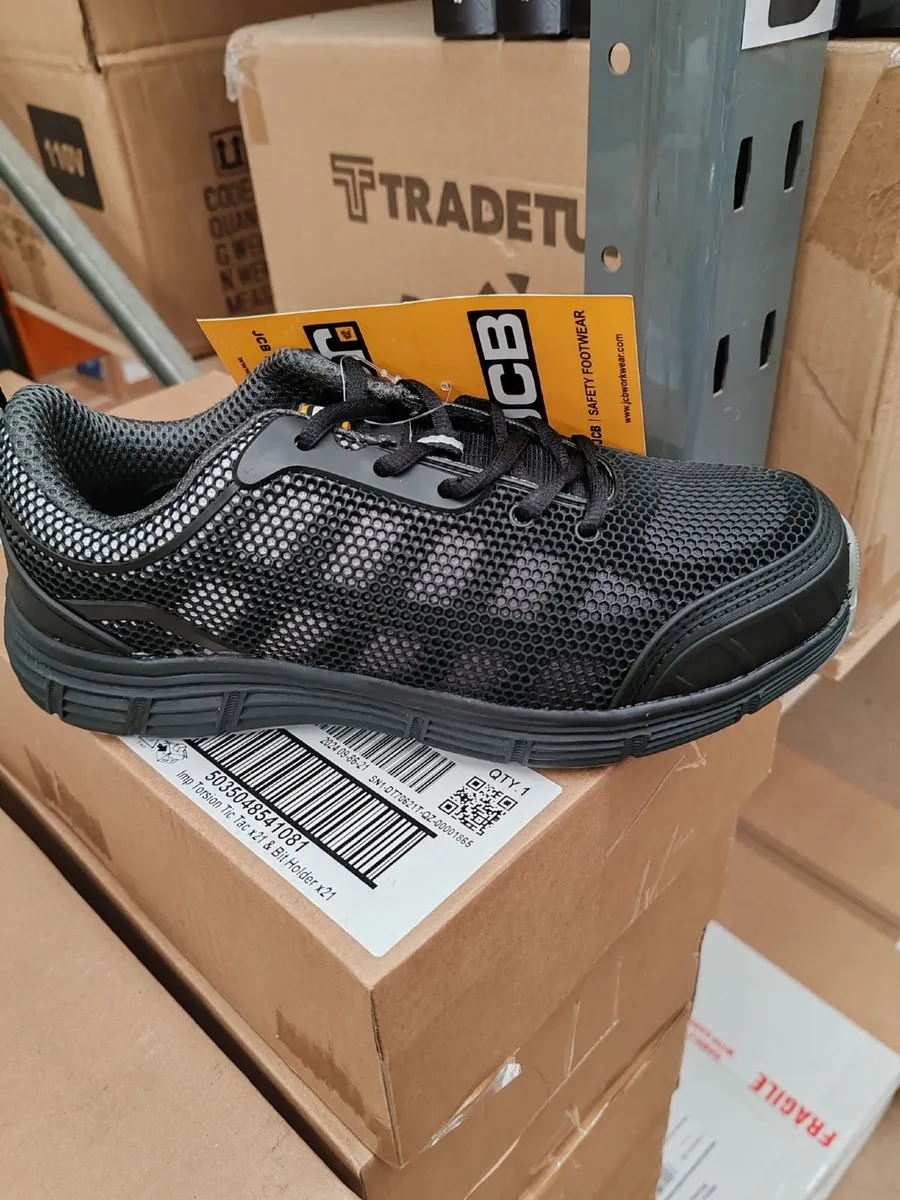 JCB Cagelow Black Safety Trainers - Image 3