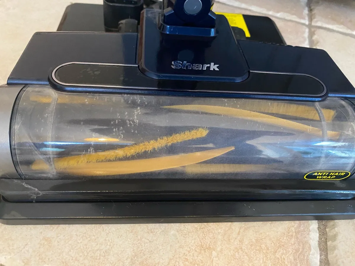 Shark 2in1 Wandvac vacuum cleaner - Image 2