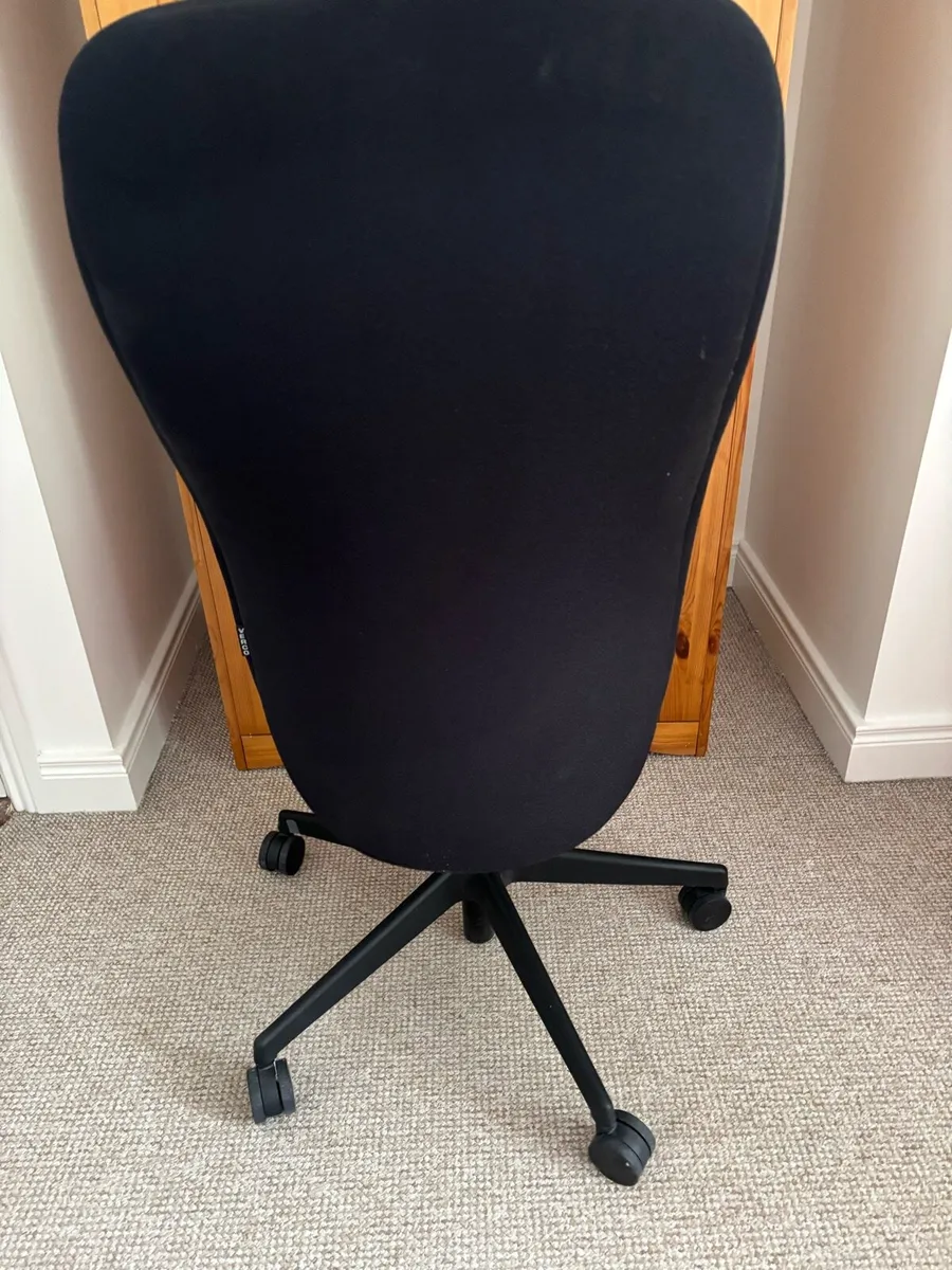 Office chair - Image 2