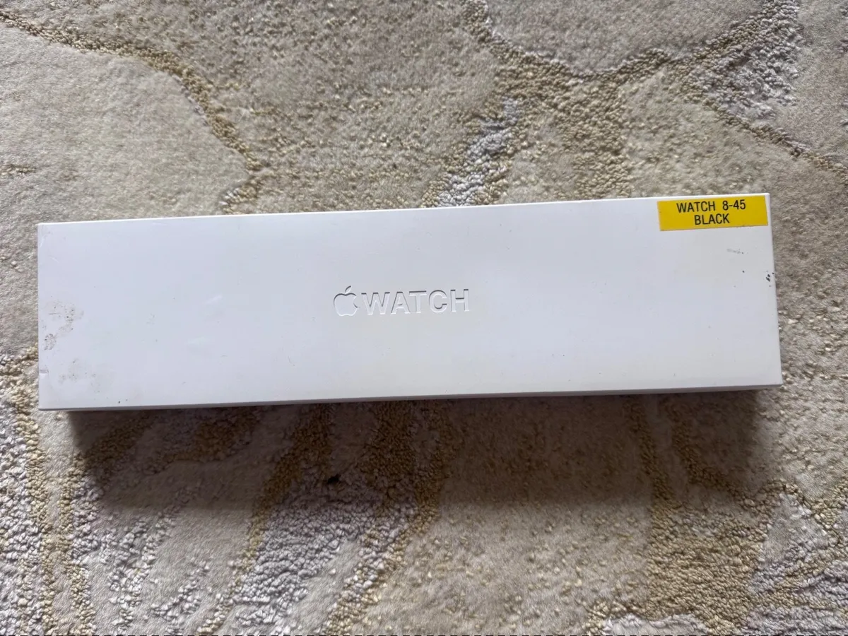 Apple Watch series 8 - Image 3