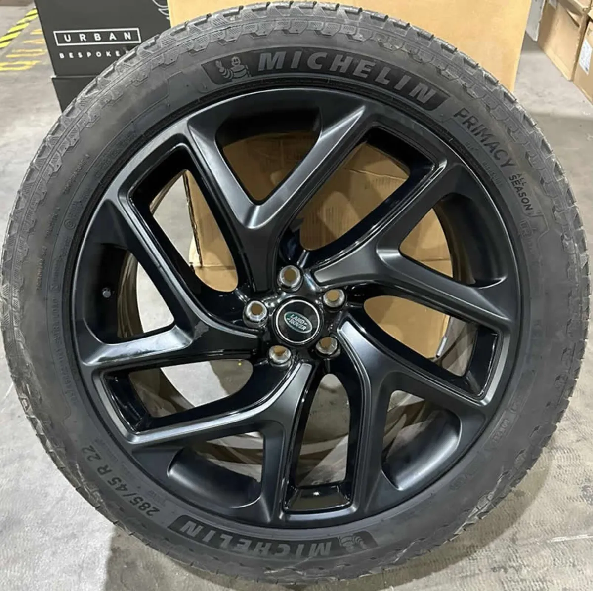 22" Genuine RANGE ROVER SPORT VOGUE Style 5131 - Image 2
