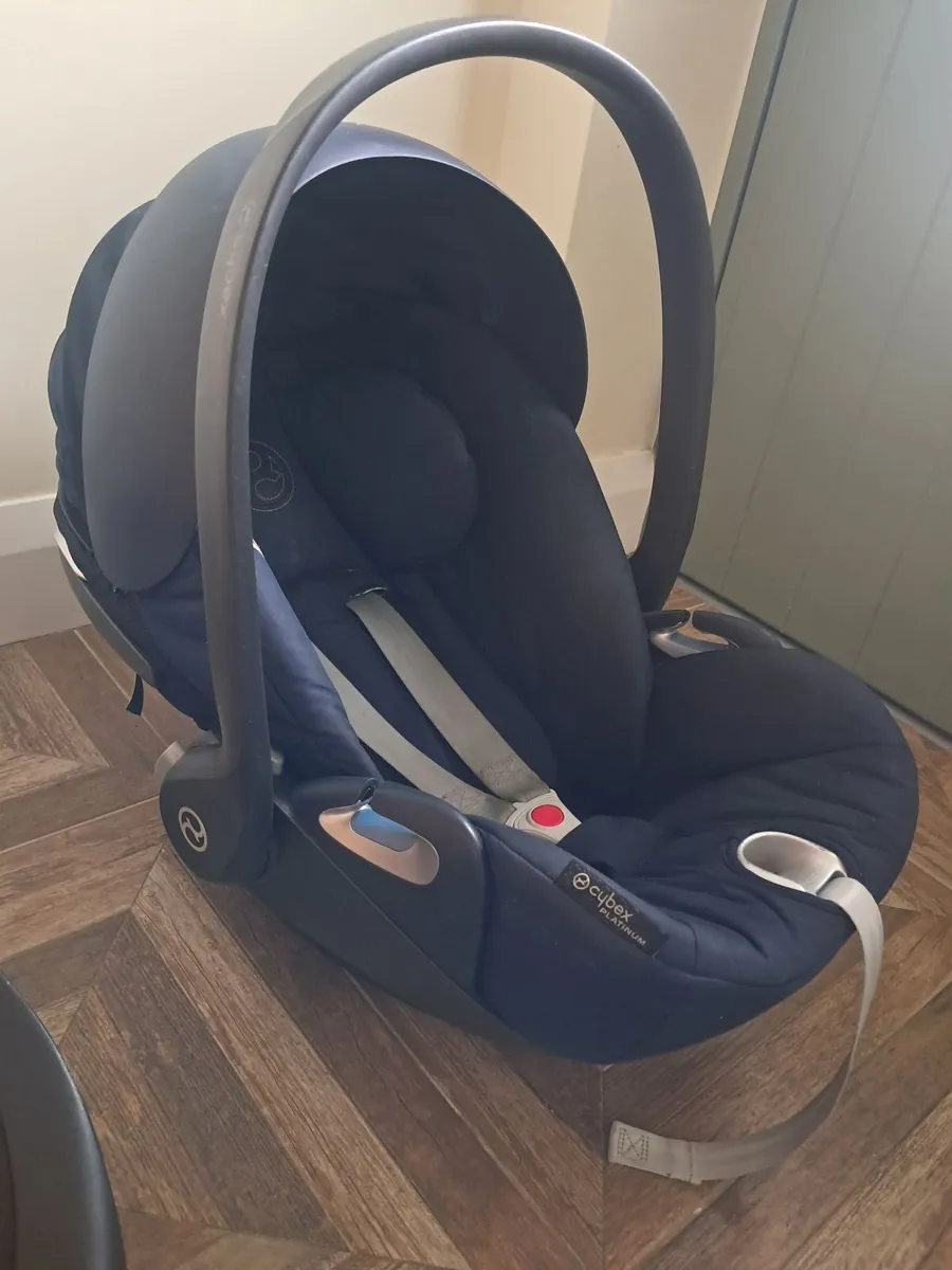 Cloud i size Z car seat - Image 2