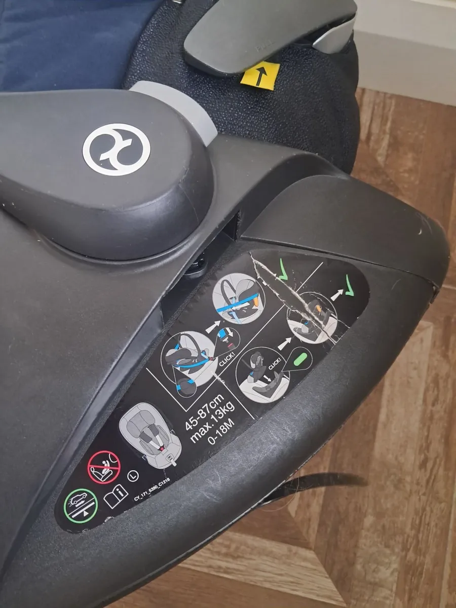 Cloud i size Z car seat - Image 4