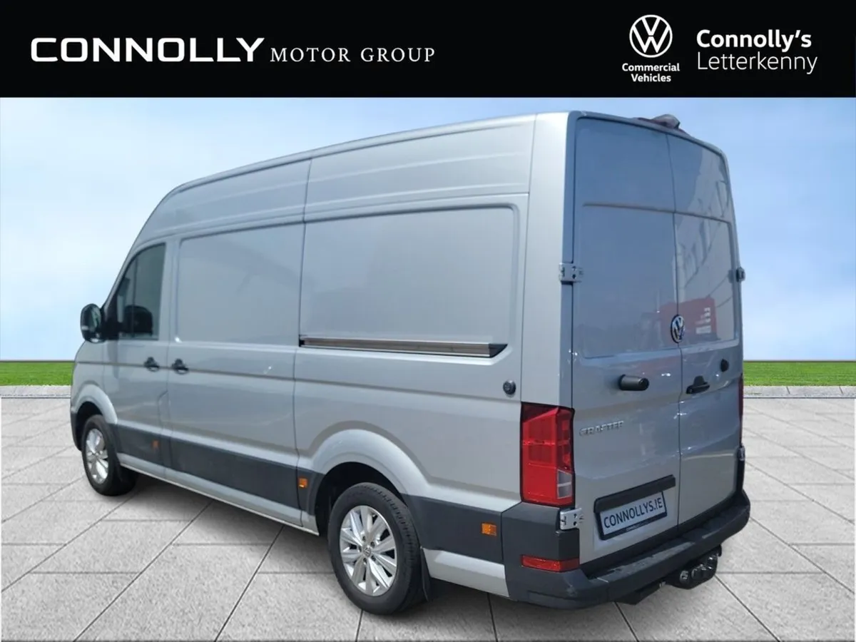 Volkswagen Crafter CRAFTER 35 MWB 140BHP  AUTO - Image 3