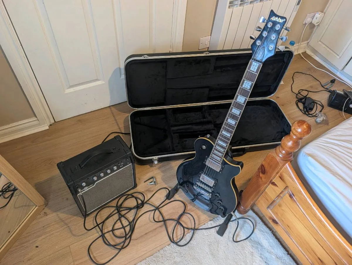Full electric guitar set up - Image 1