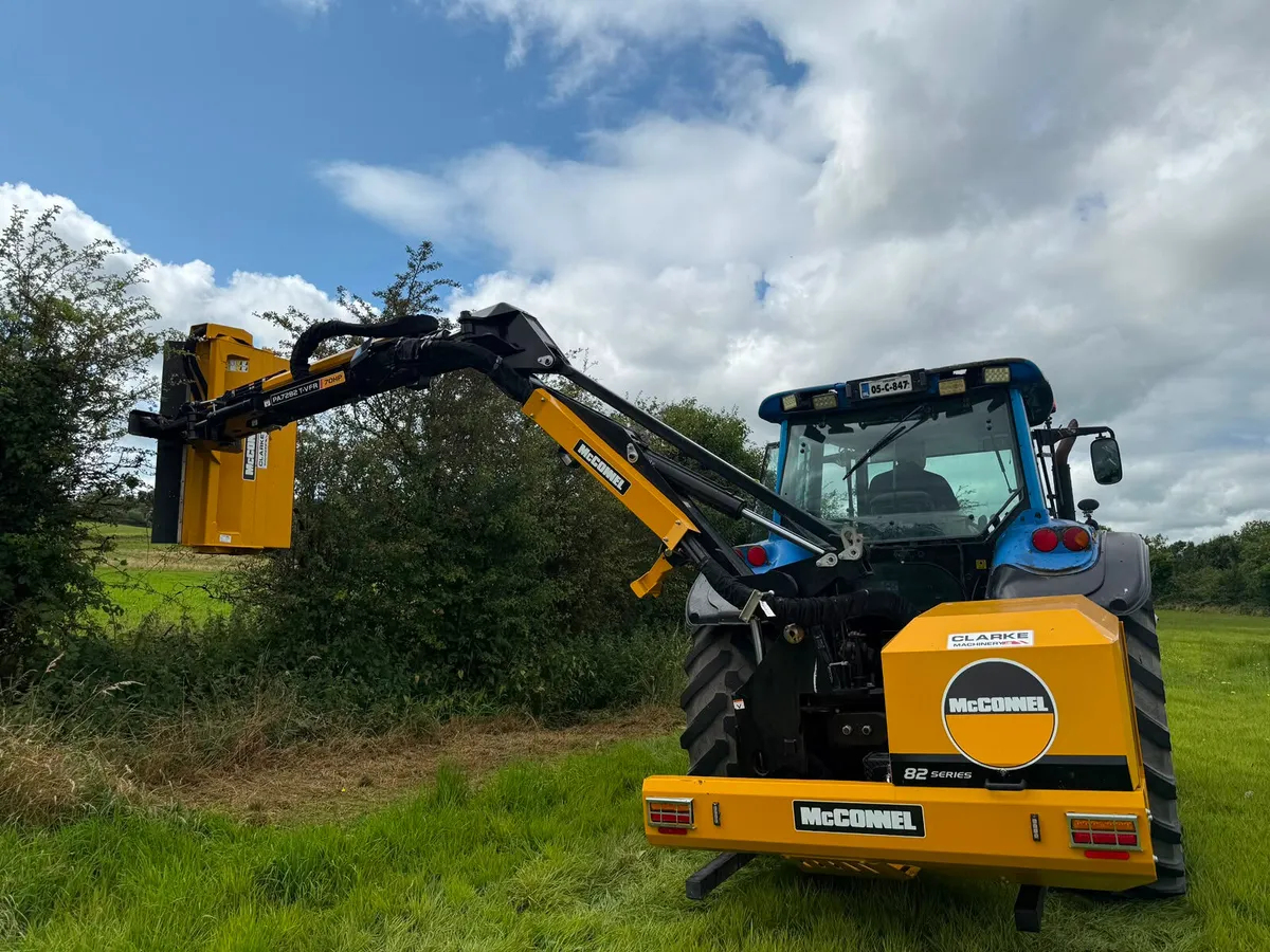 NEW MCCONNEL PA7282T VFR HEDGECUTTER - Image 1