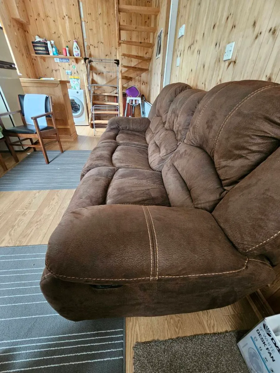 3 seater couch - Image 4