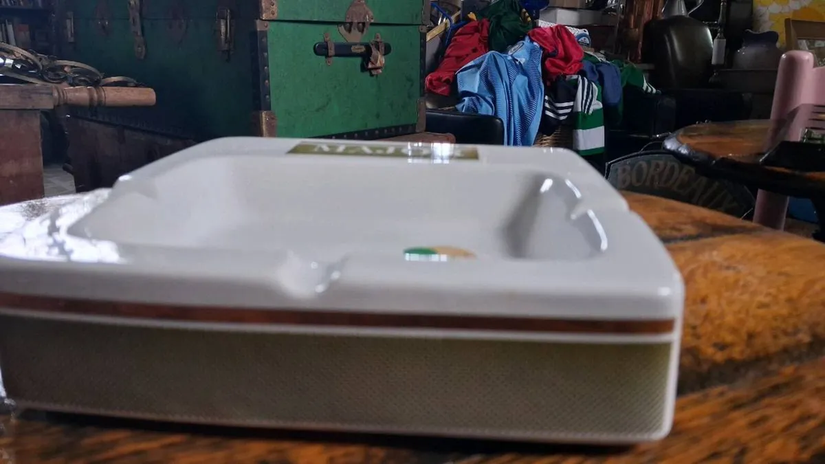 Vintage Major ash tray - Image 2