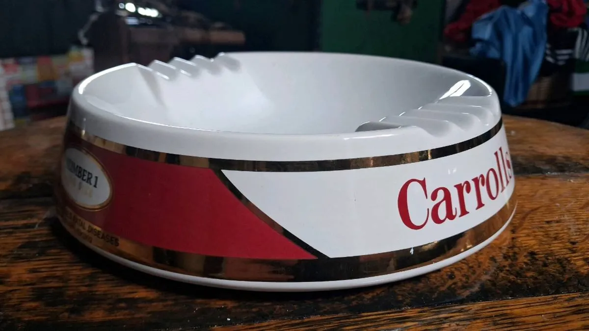 Large Carrolls ashtray. - Image 2
