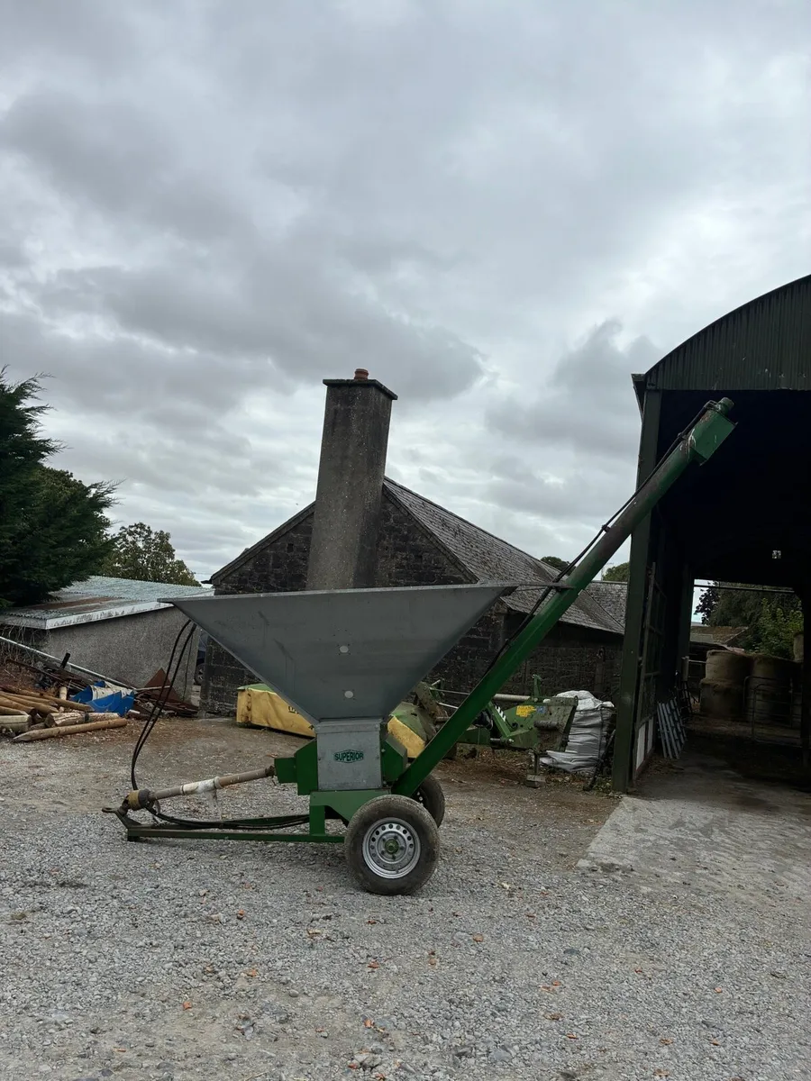 Superior corn roller mill - Image 1