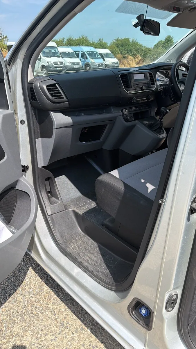 Coaches - Image 3