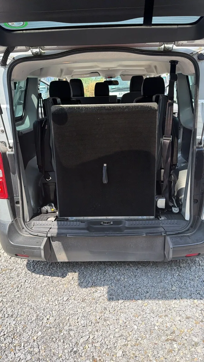 Coaches - Image 4