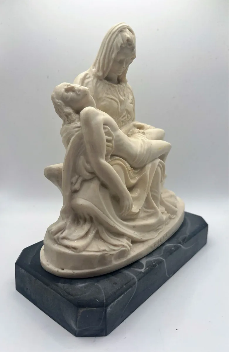 Antique  'The Pieta' sculpture - Image 2