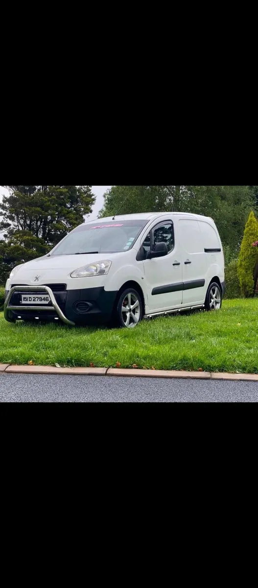 2015 Peugeot partner van - Image 1