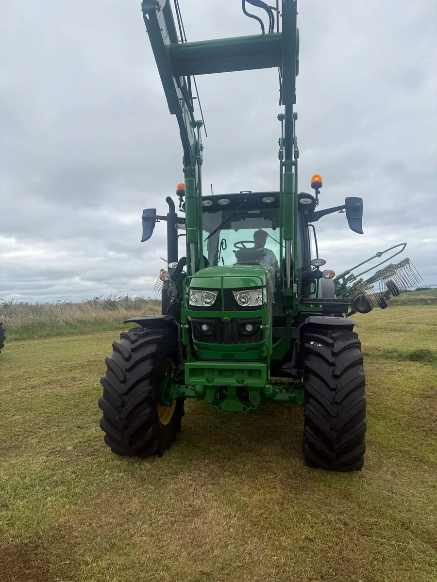 John Deere 6130R - Image 2