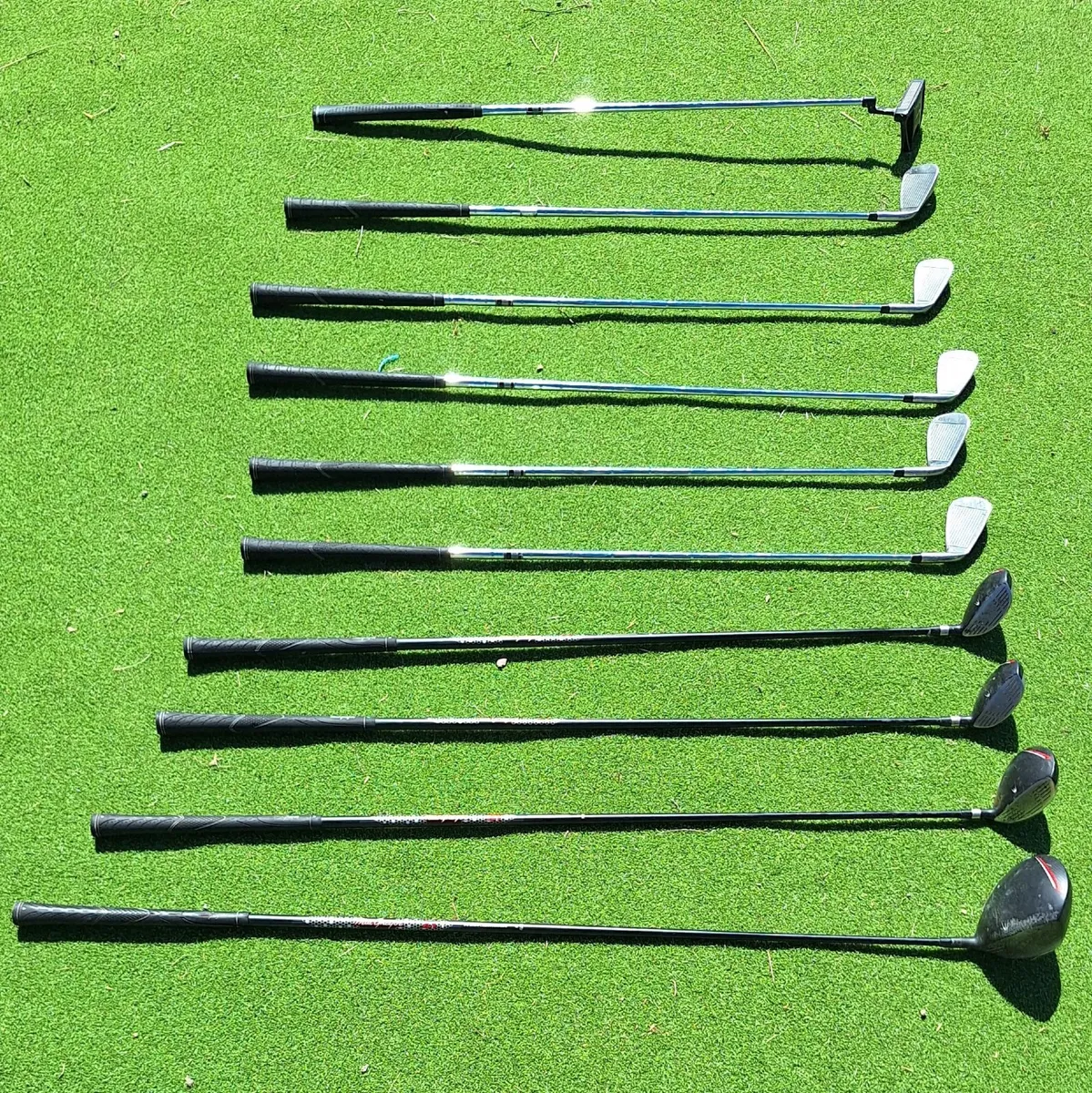 Left-hand Golf Clubs & Bag - Image 3