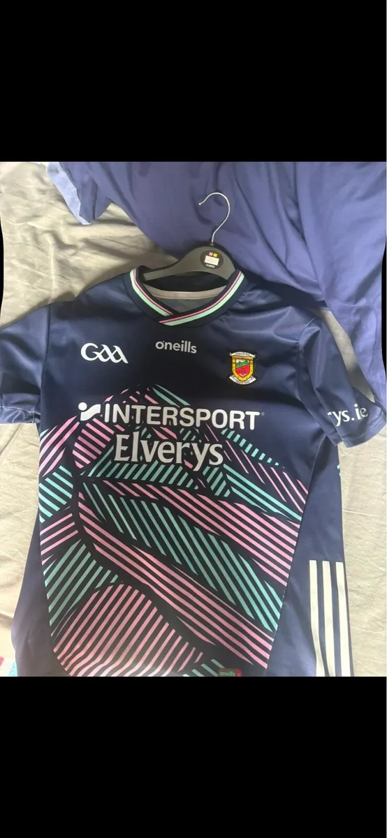 Jerseys - Image 1