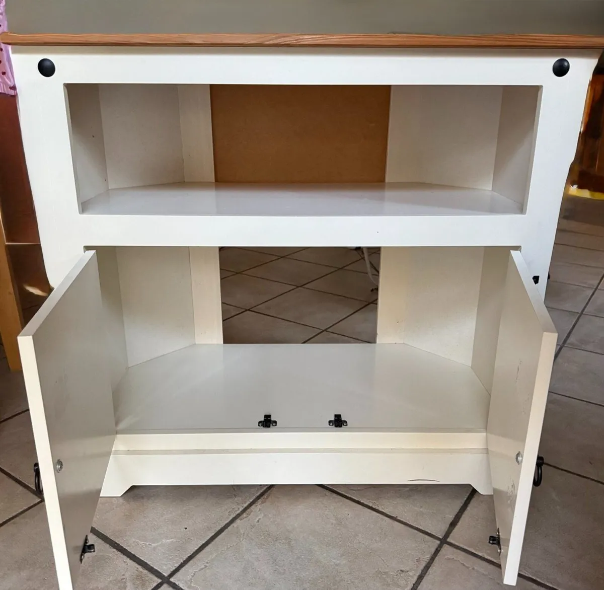 Rustic Pine TV Unit / Media Cabinet - Image 1