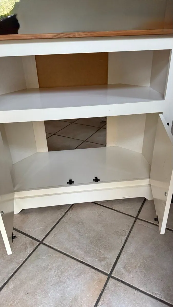 Rustic Pine TV Unit / Media Cabinet - Image 3