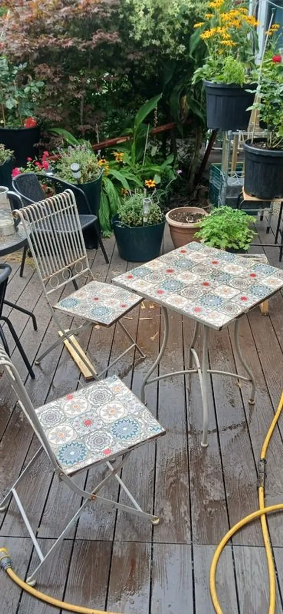 Garden Table and Folding Chairs - Image 1