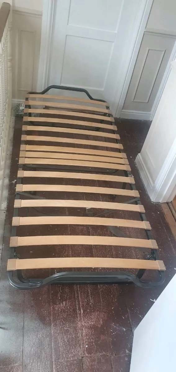 Fold up bed with mattress - Image 2