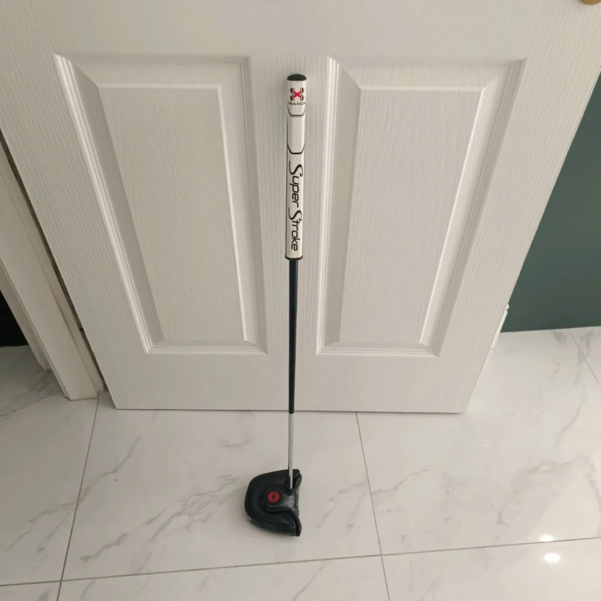 Odyssey Stroke Lab V-Line CS Putter - Image 1