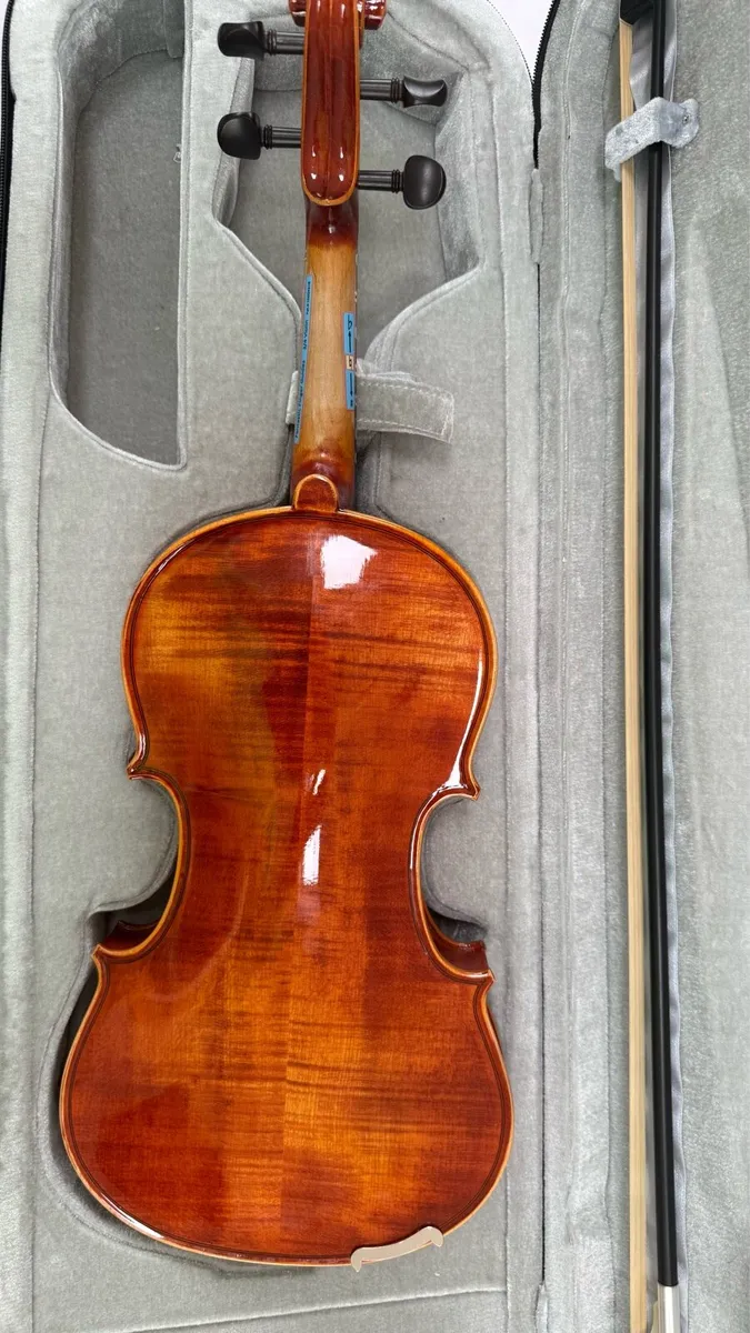As New Violin / fiddle, 3/4 size - Image 2